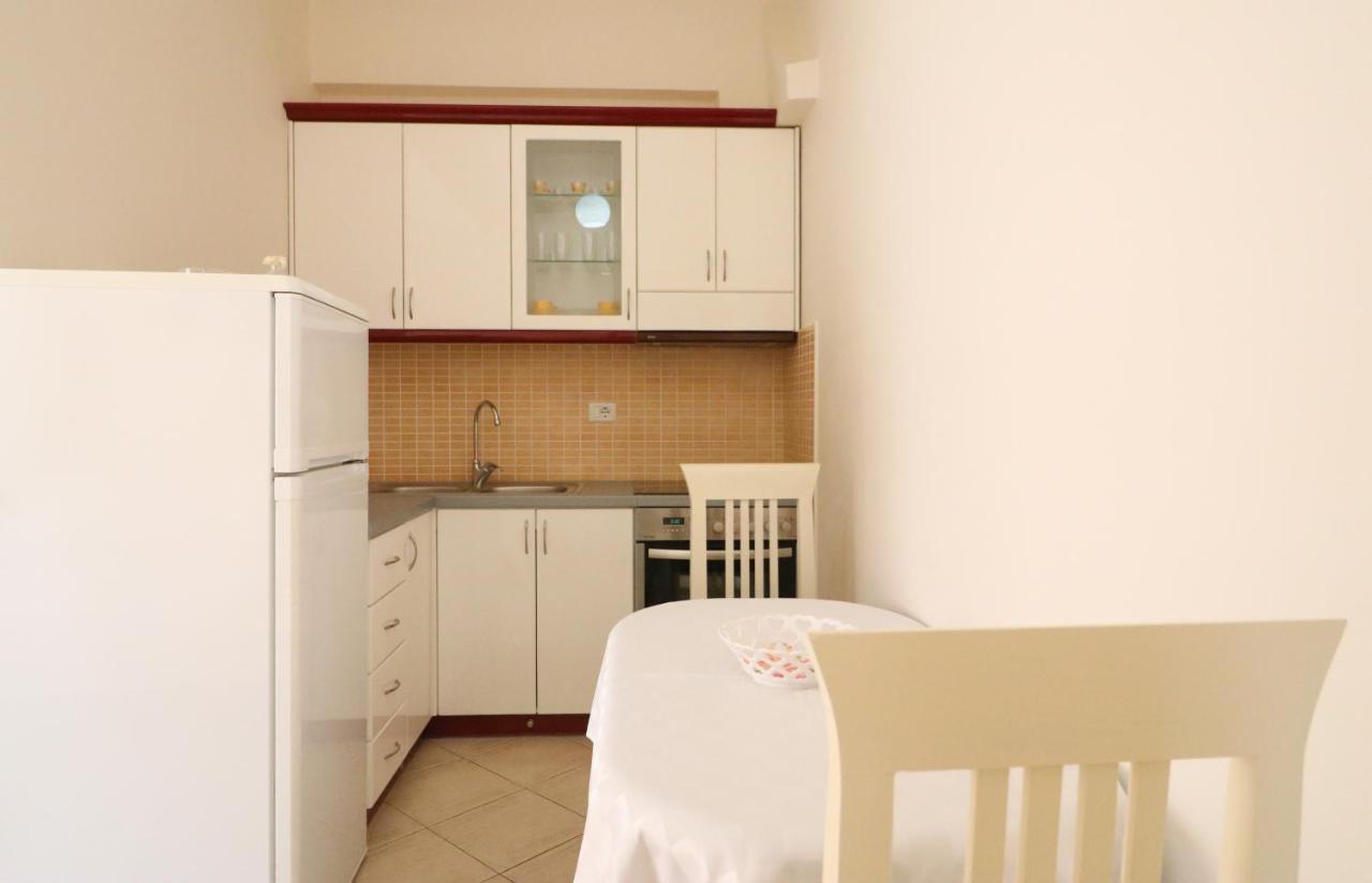 Apartments Vila Roboci Saranda Dış mekan fotoğraf