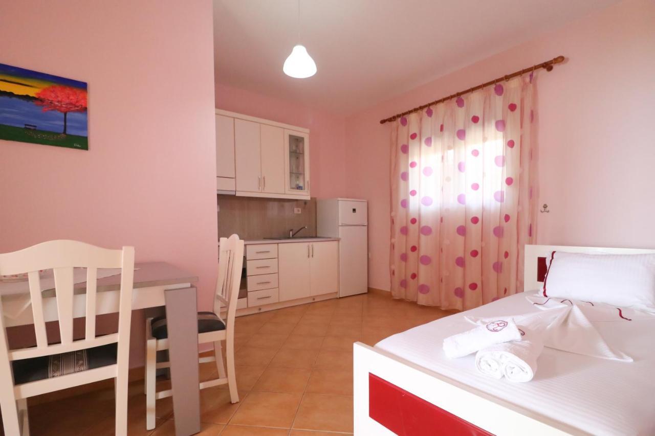 Apartments Vila Roboci Saranda Dış mekan fotoğraf